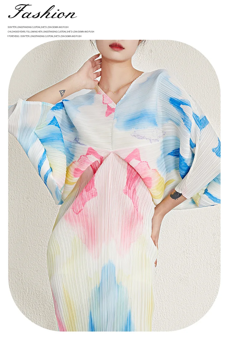 miyake плиссированное длинное платье высокого класса 2023 осень новый стиль винтажный принт свободное тонкое складчатое платье с V-образным вырезом для женщин Изображение 3